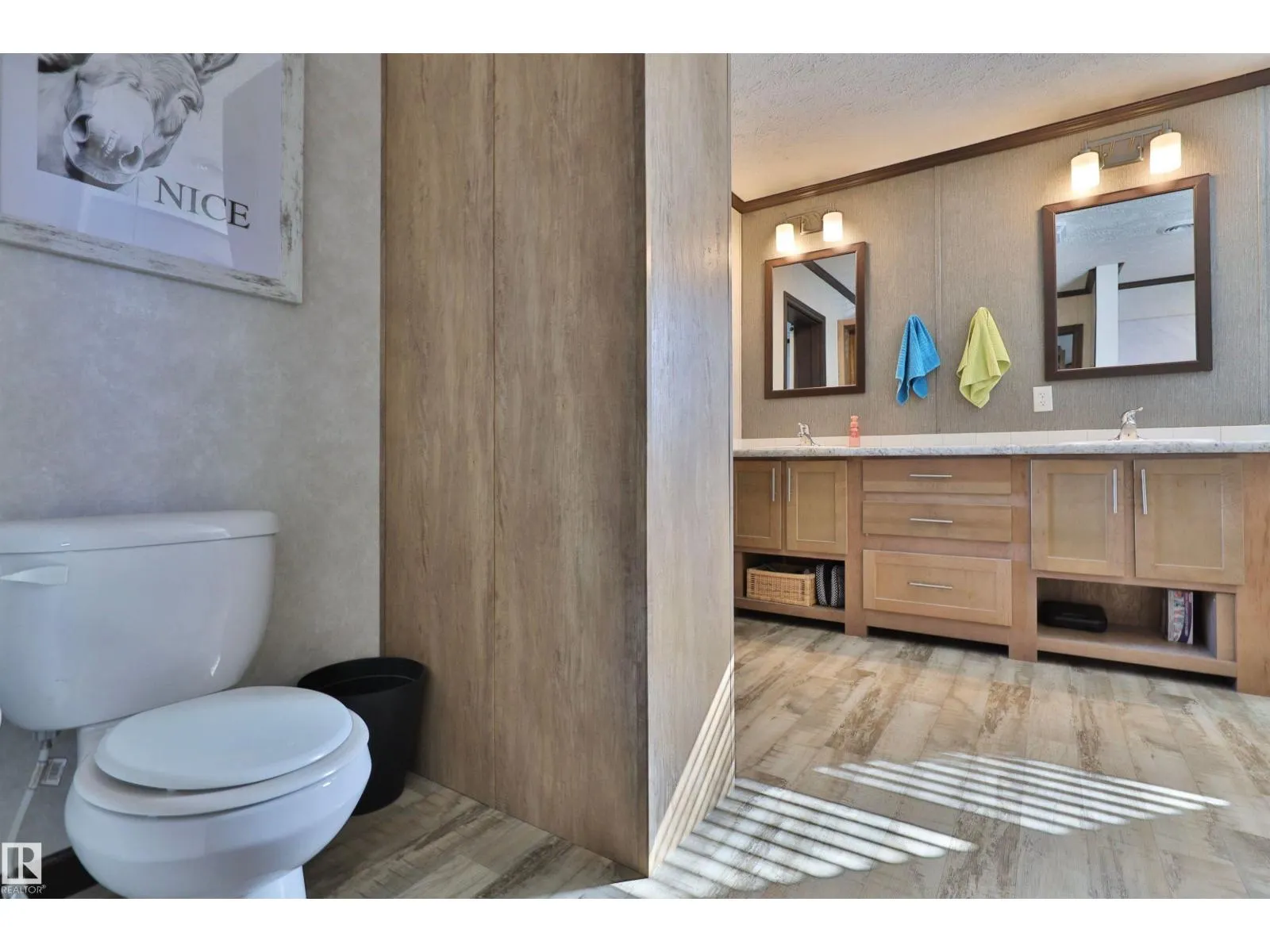 201 Glenhaven CR