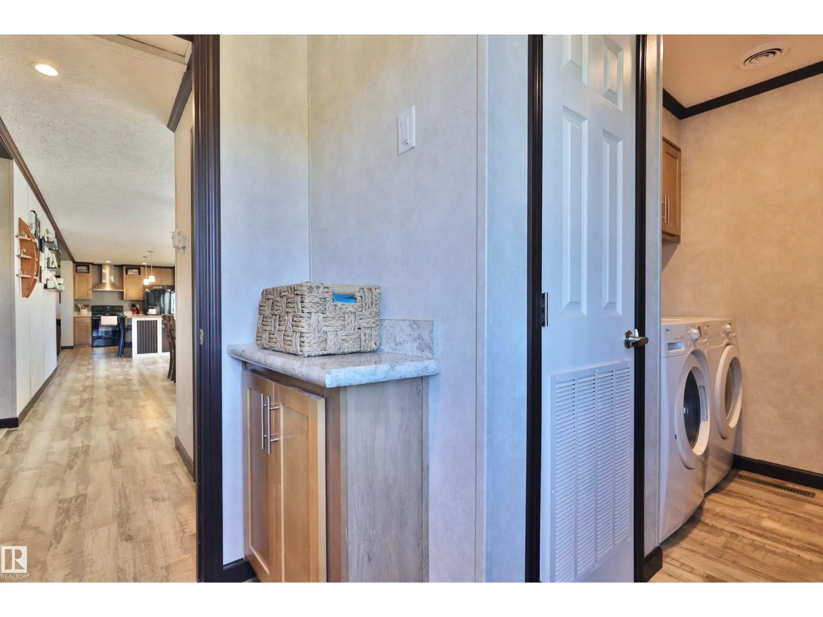 201 Glenhaven CR