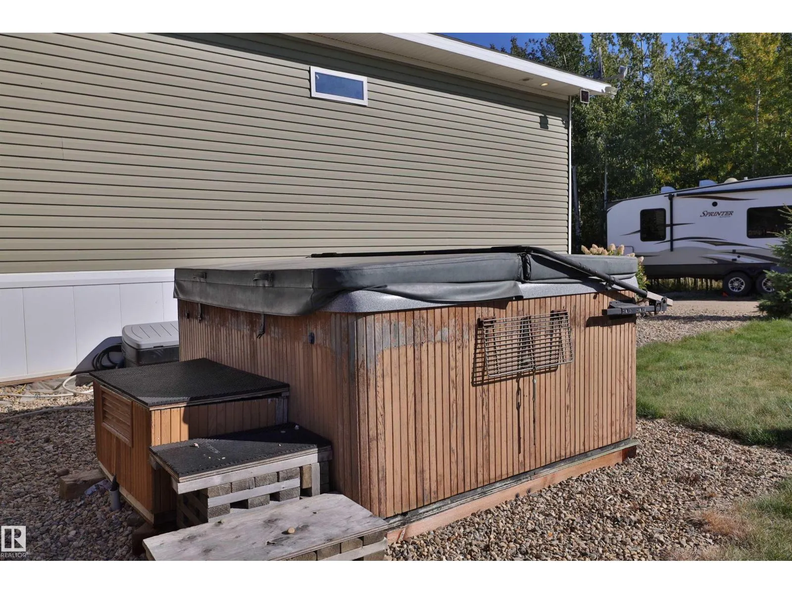 201 Glenhaven CR