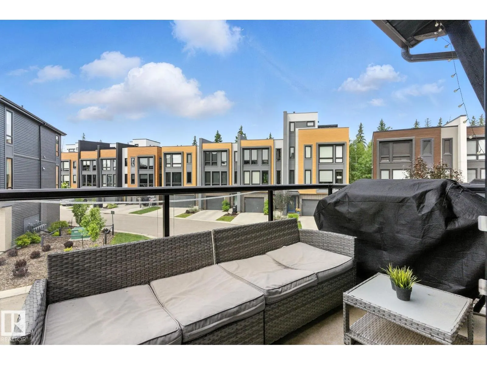 #105 1304 RUTHERFORD RD SW