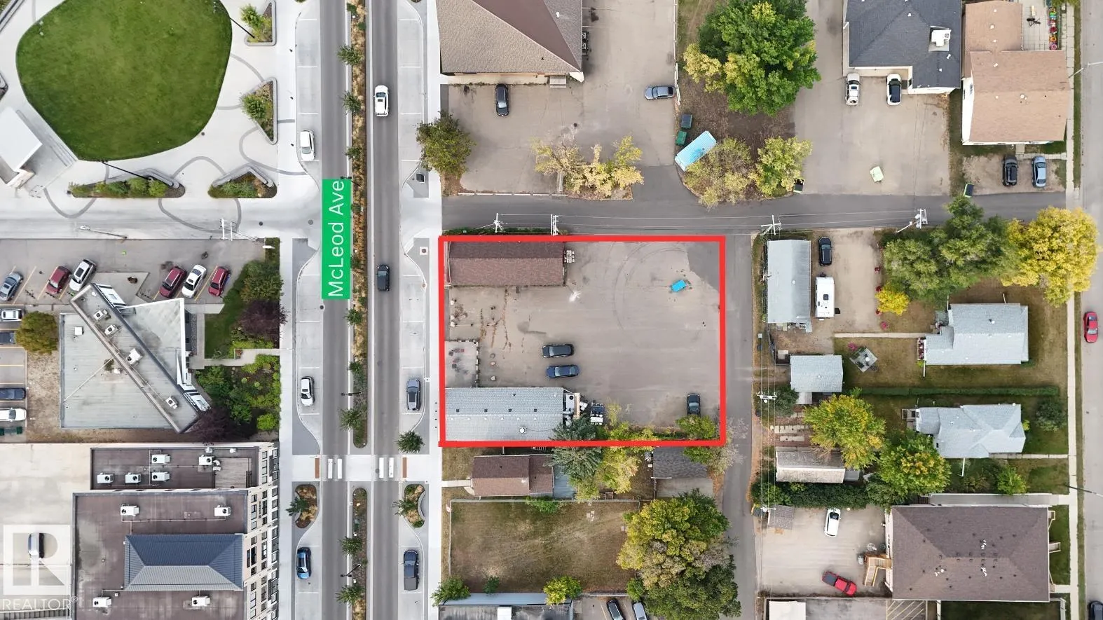 309 McLeod AV