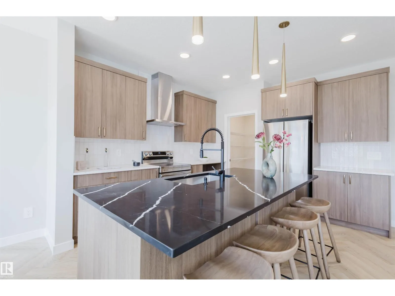 6 Cobblestone GA