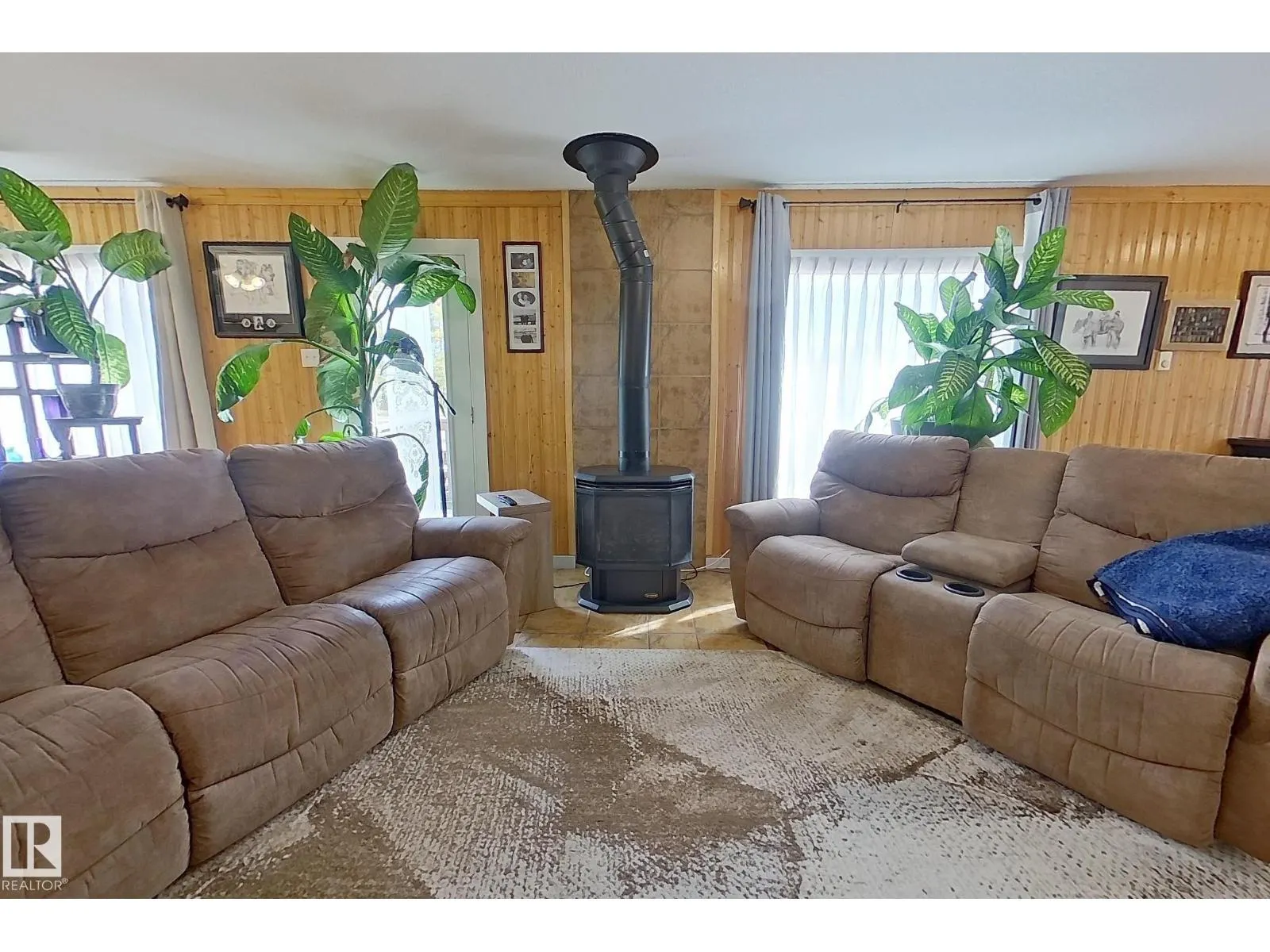 660062A Hwy 827