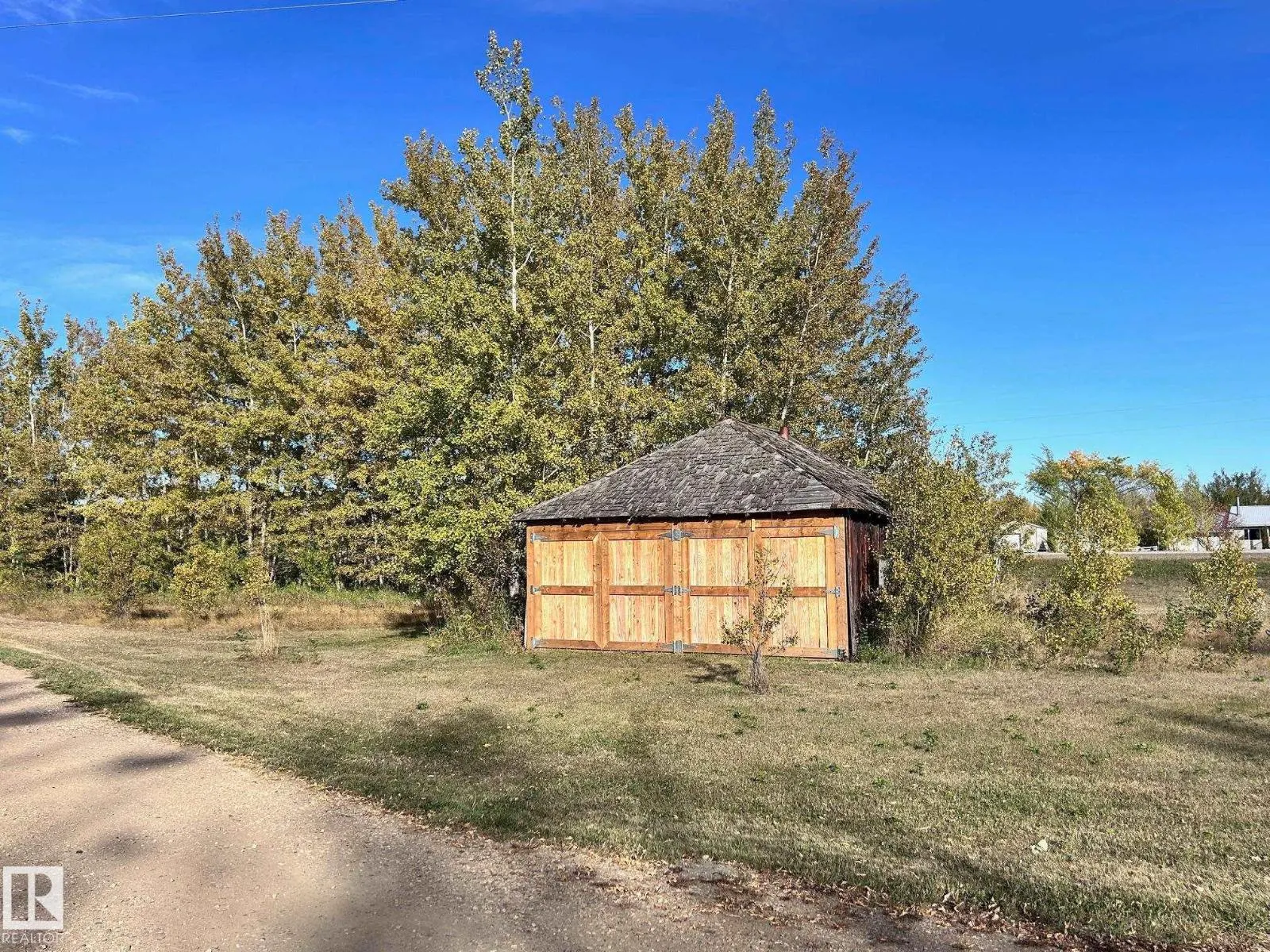 660062A Hwy 827
