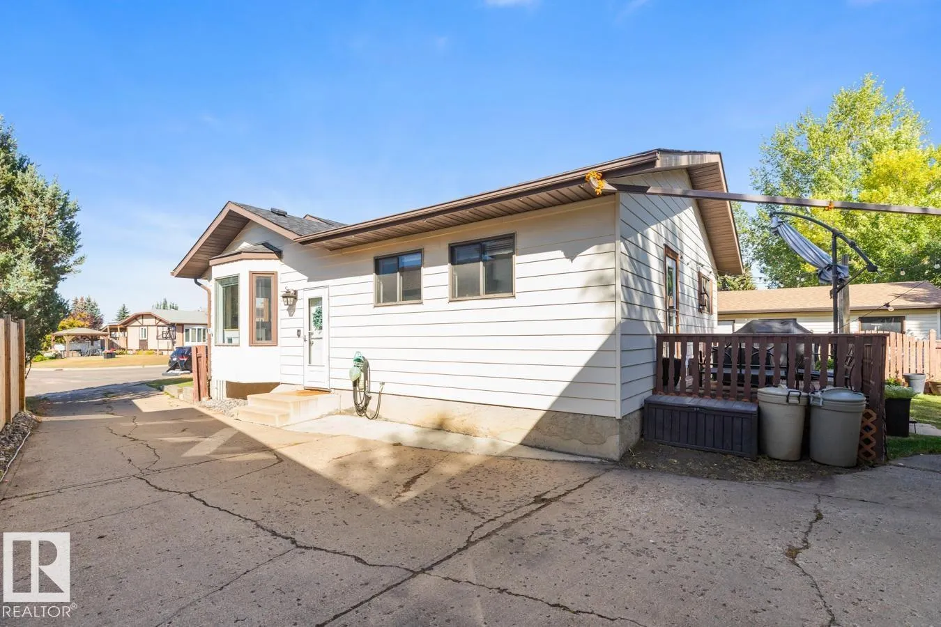 17507 93 ST NW