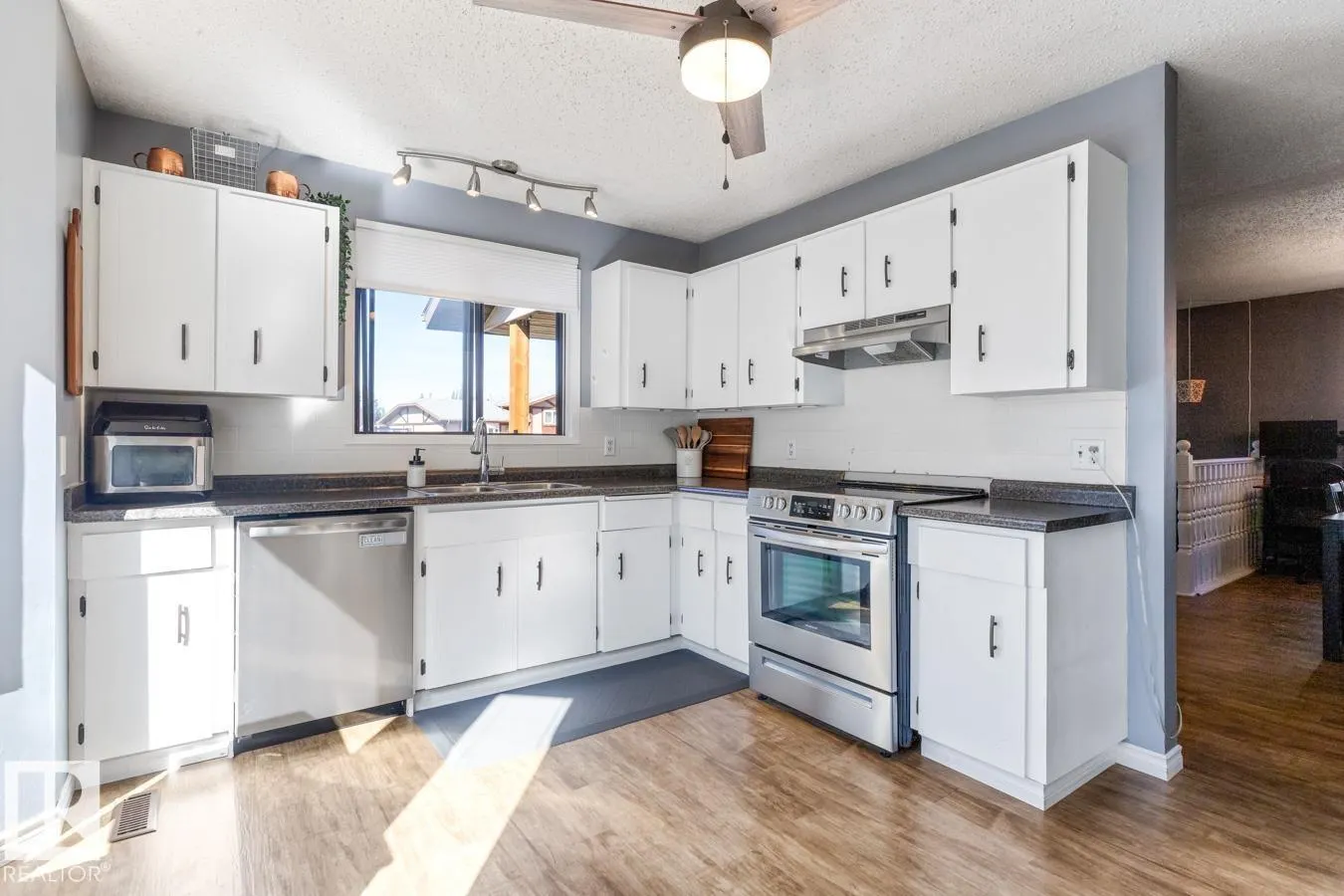 17507 93 ST NW