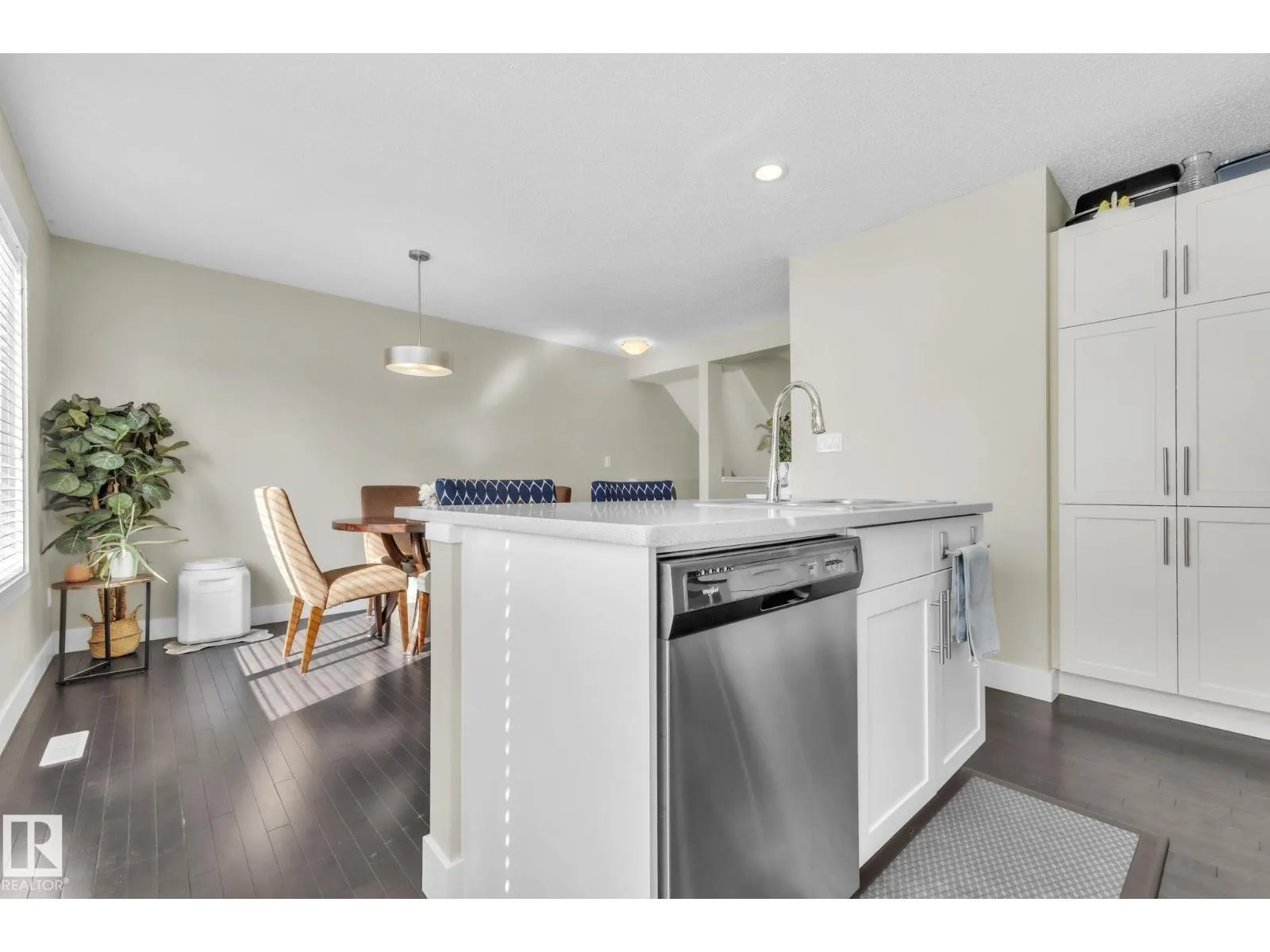 #27 2922 MAPLE WY NW