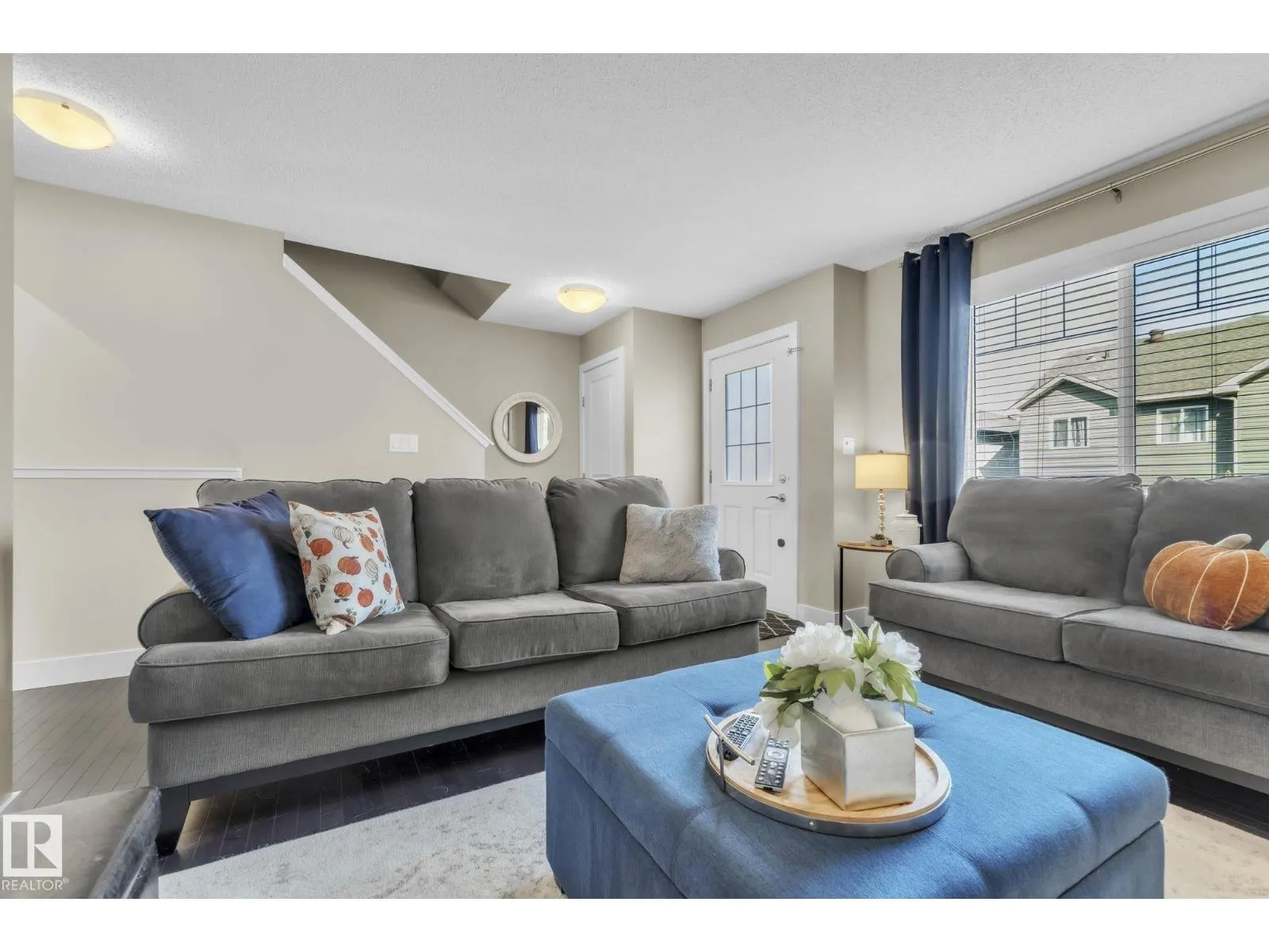 #27 2922 MAPLE WY NW