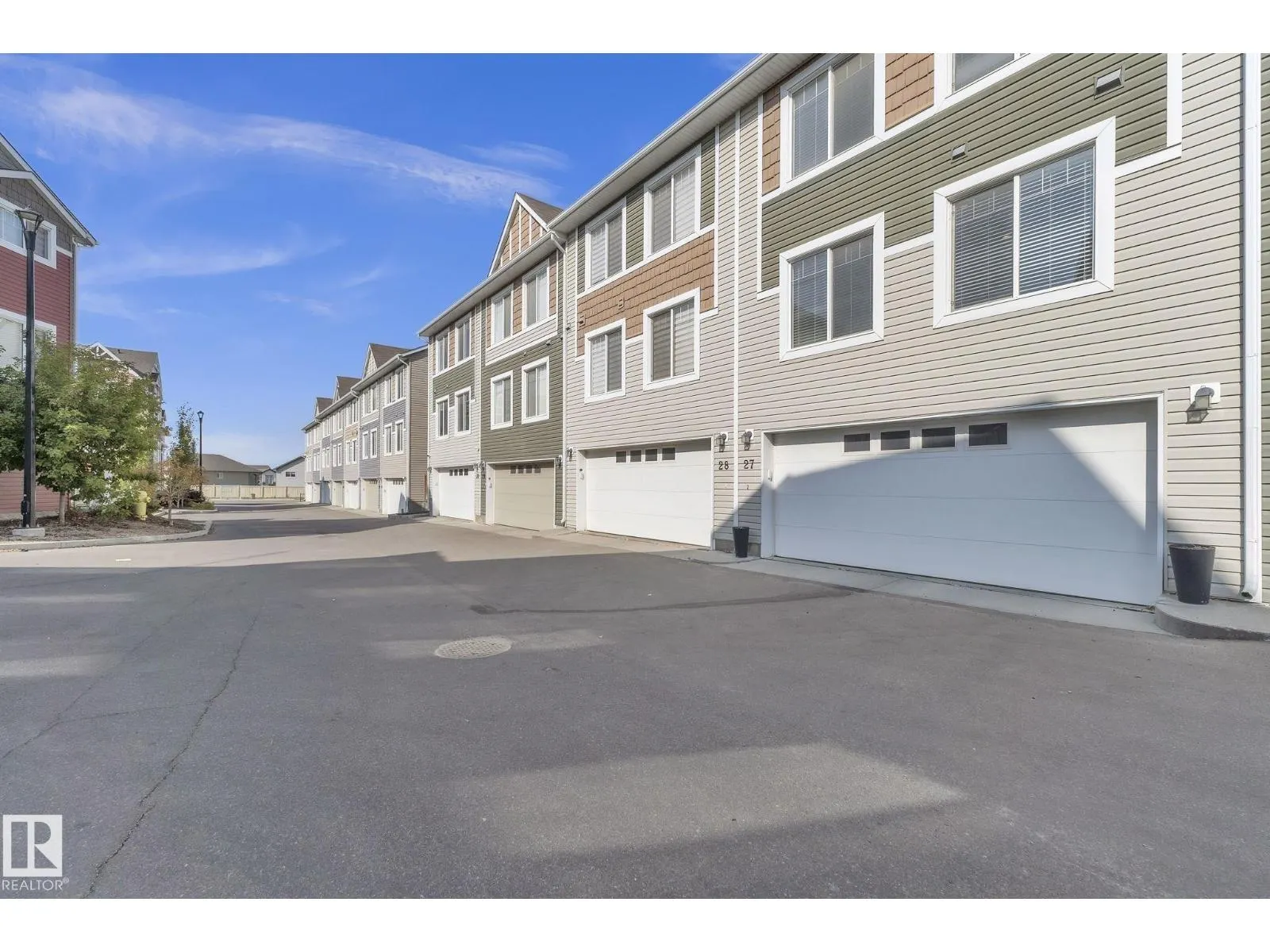 #27 2922 MAPLE WY NW