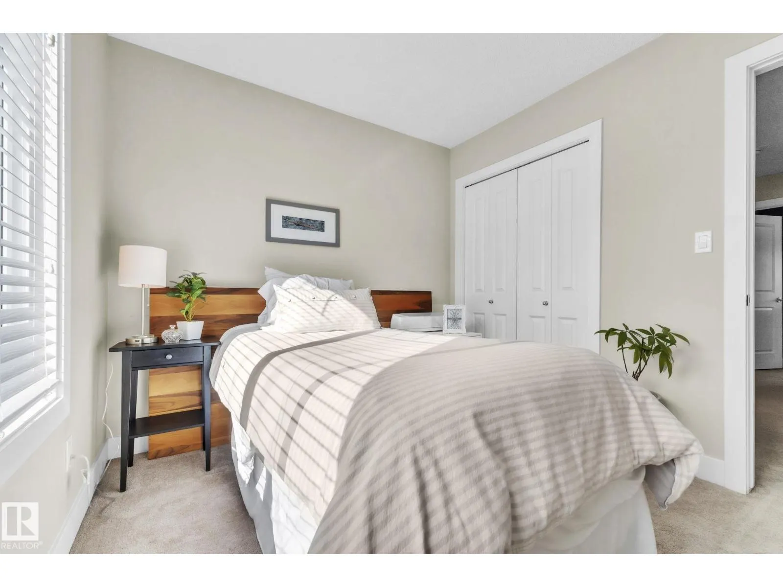 #27 2922 MAPLE WY NW