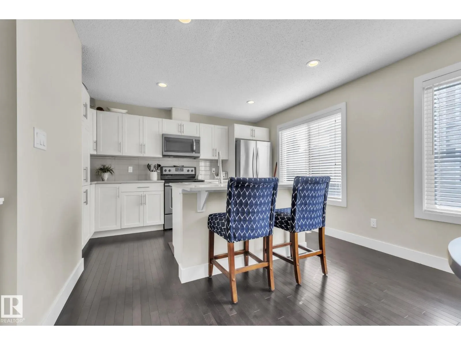 #27 2922 MAPLE WY NW