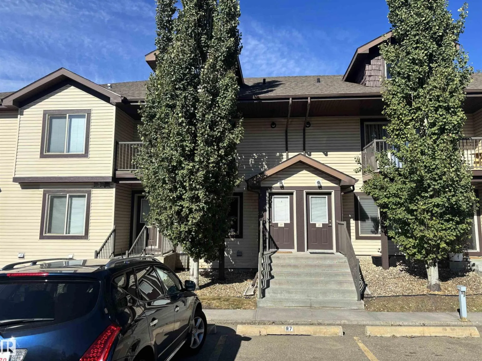 #19 604 62 ST SW