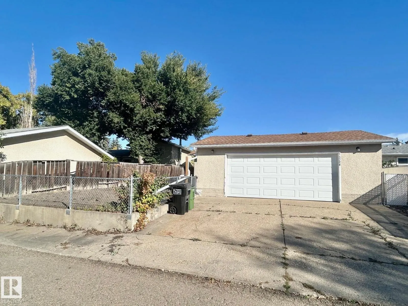 15208 58 ST NW