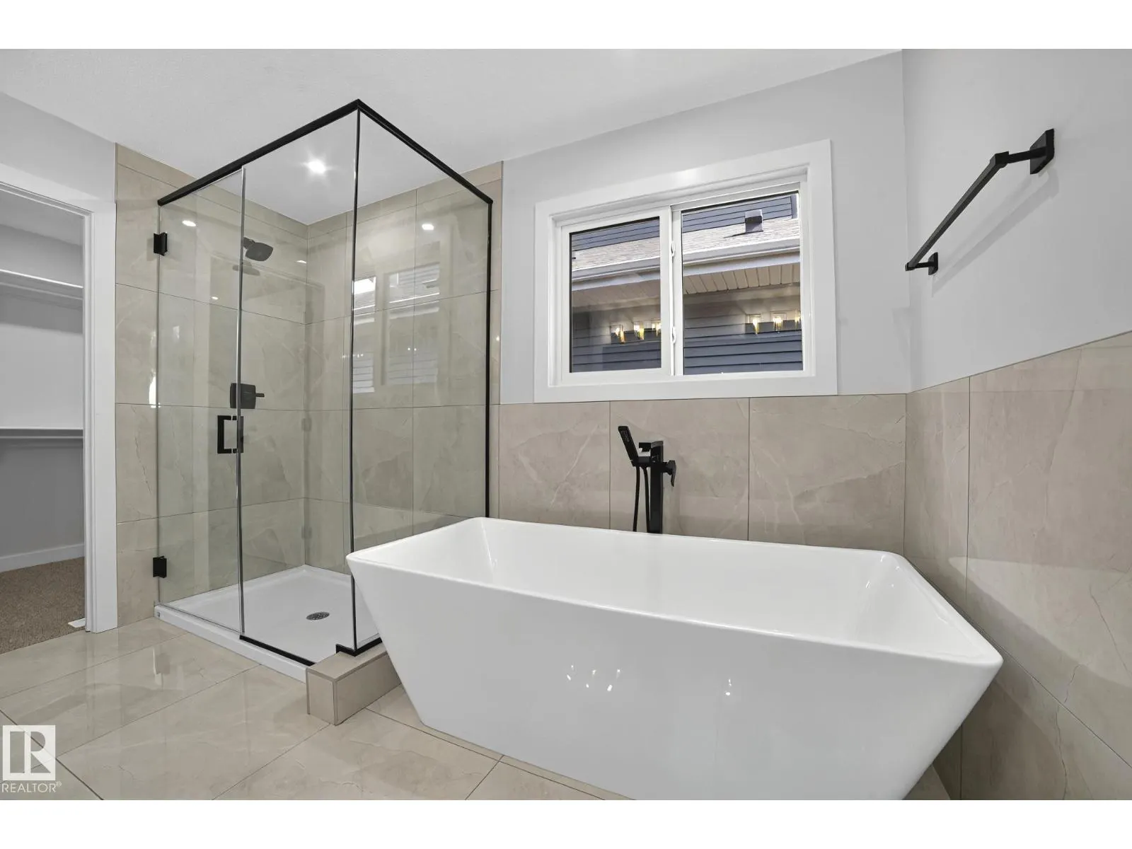 142 Larch Crescent