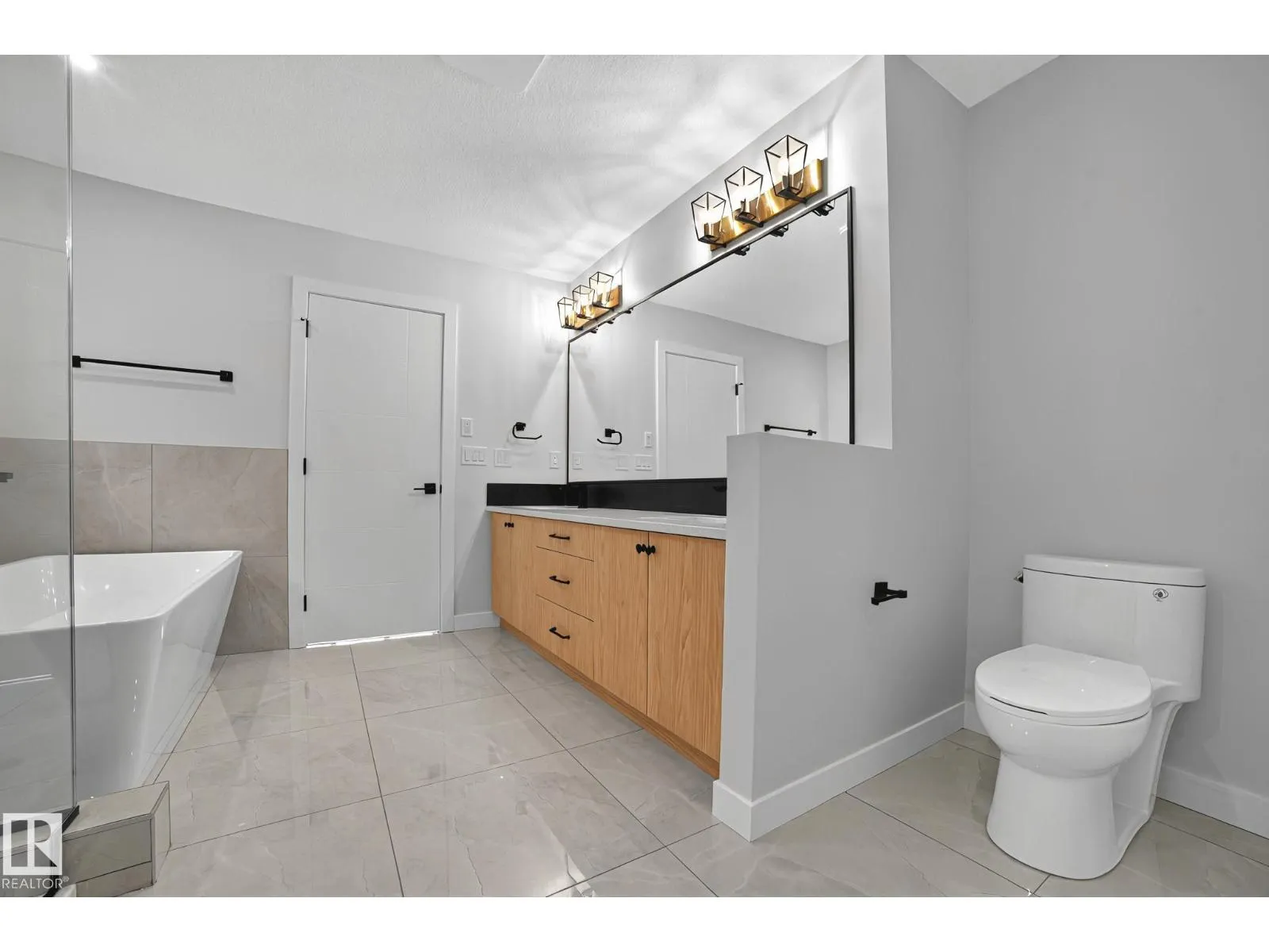 142 Larch Crescent