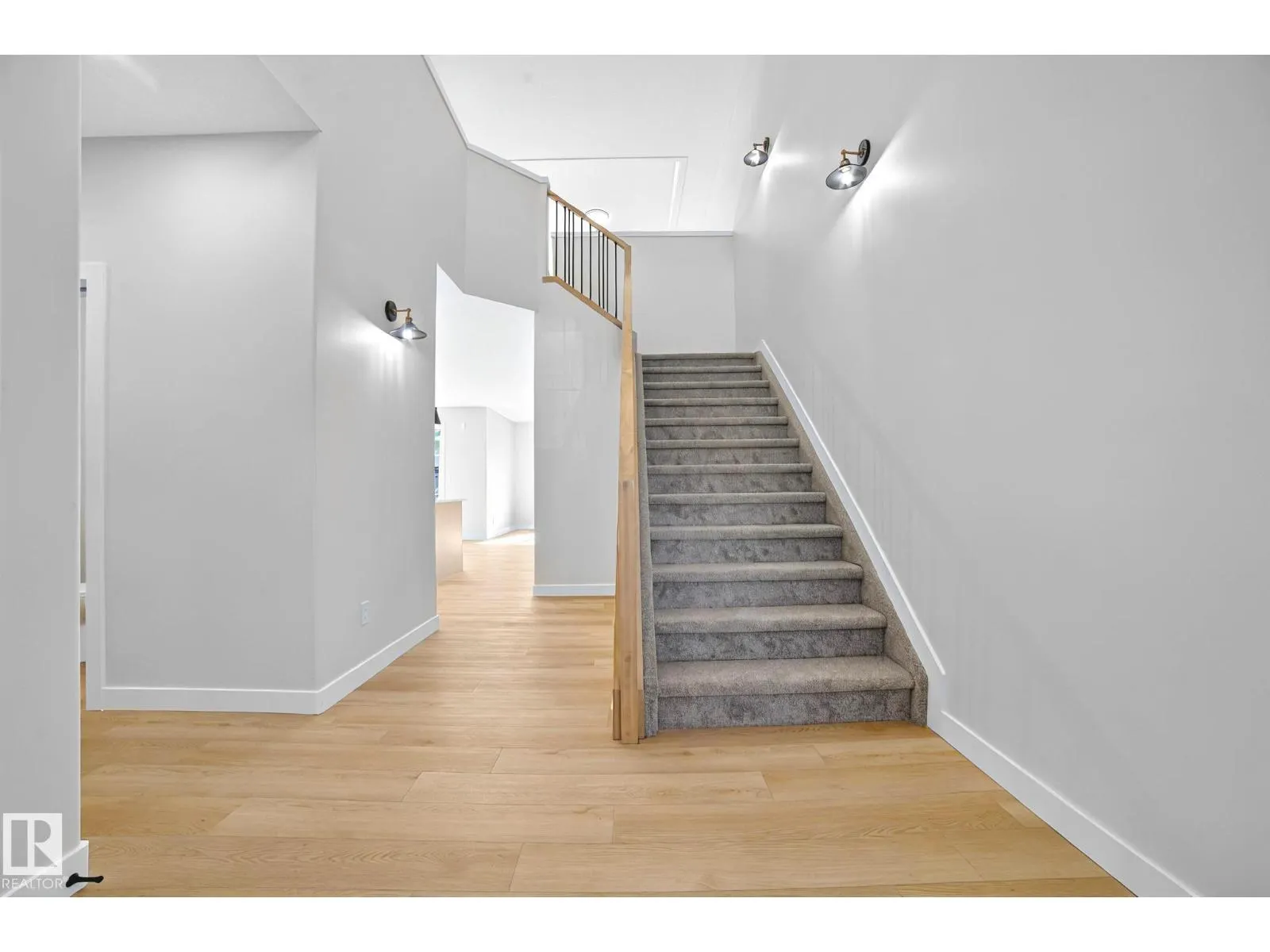 142 Larch Crescent
