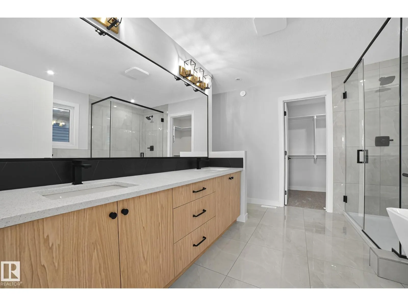 142 Larch Crescent