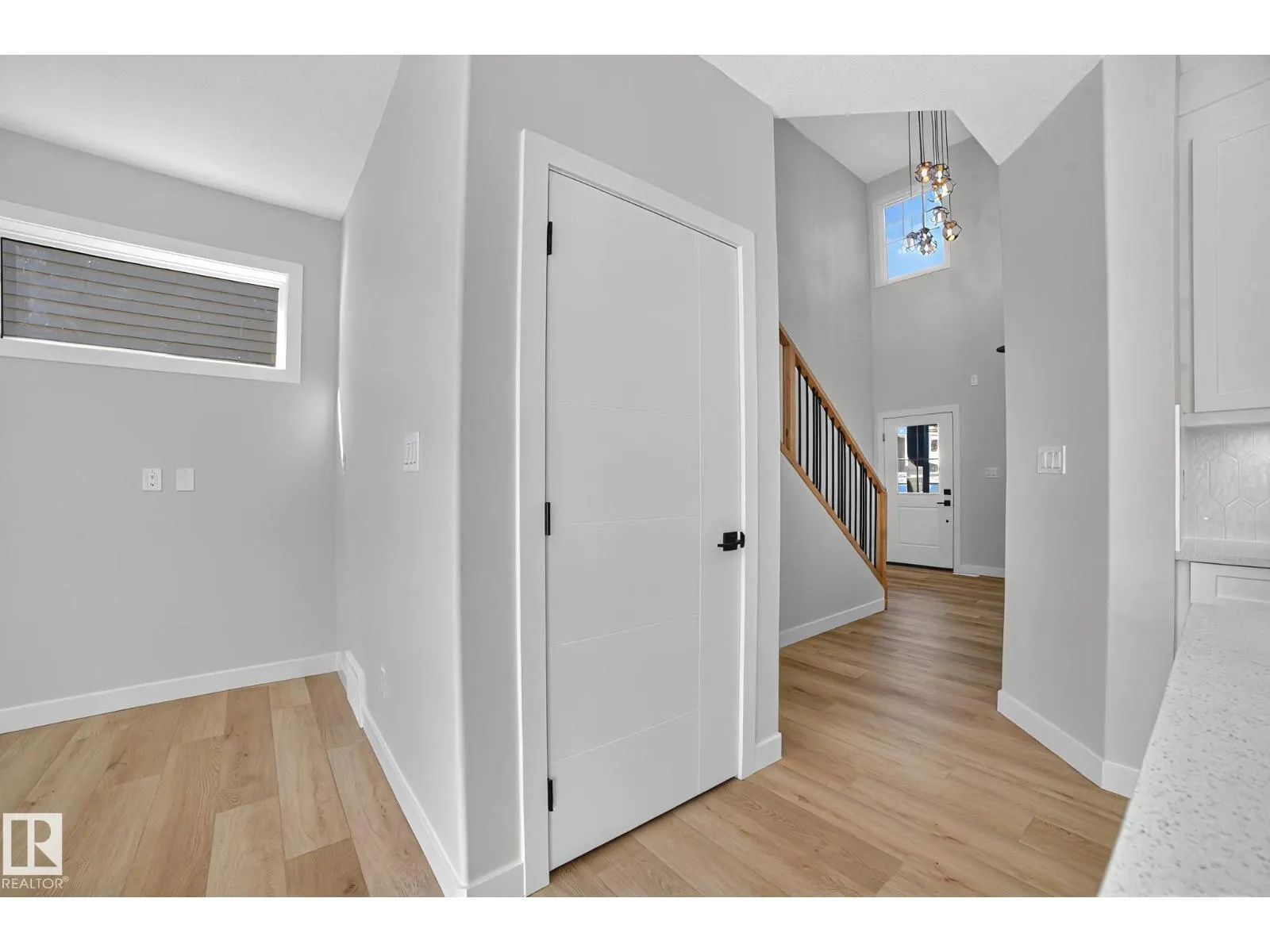 142 Larch Crescent