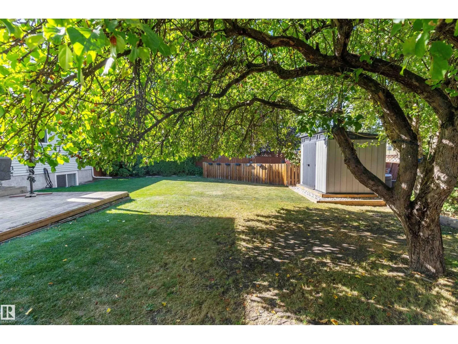 11174 35 AV NW