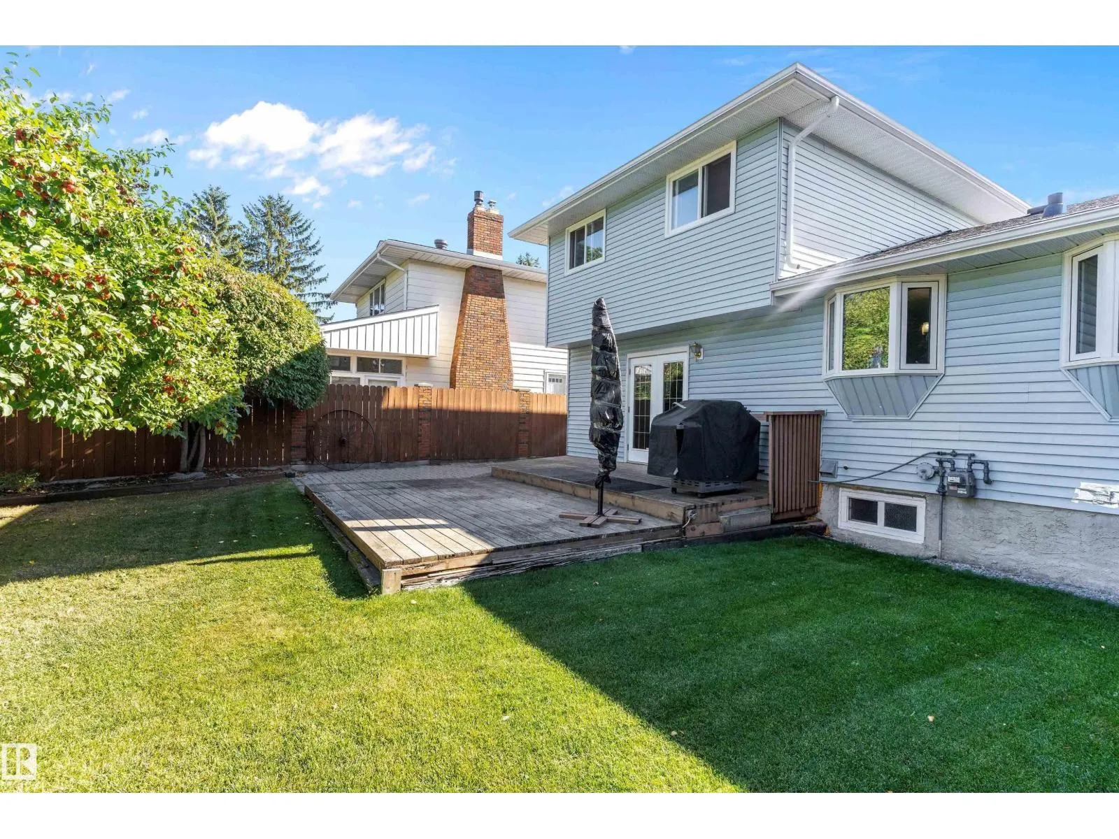 11174 35 AV NW