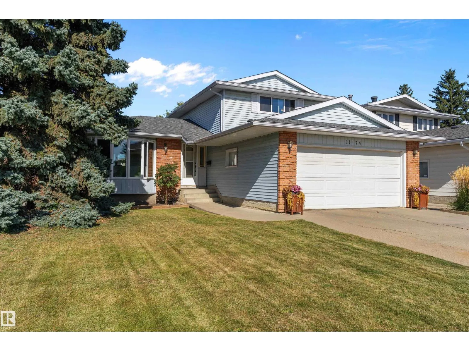 11174 35 AV NW