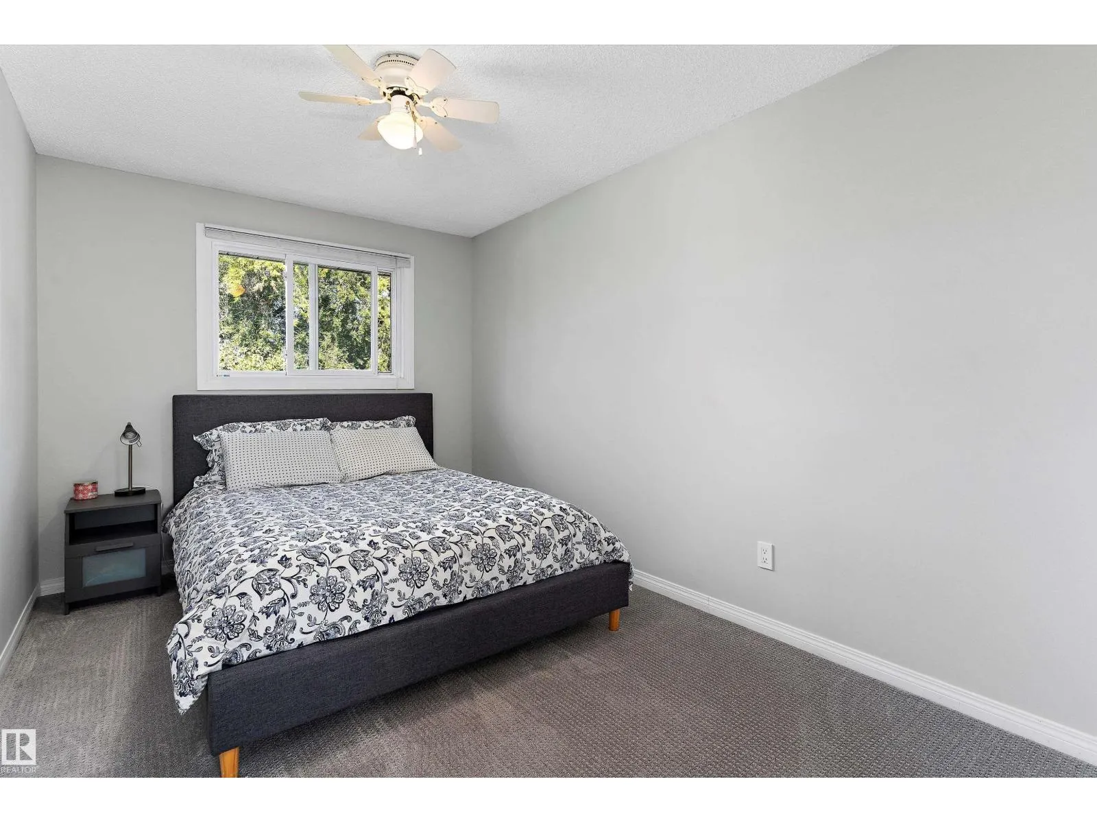 11174 35 AV NW
