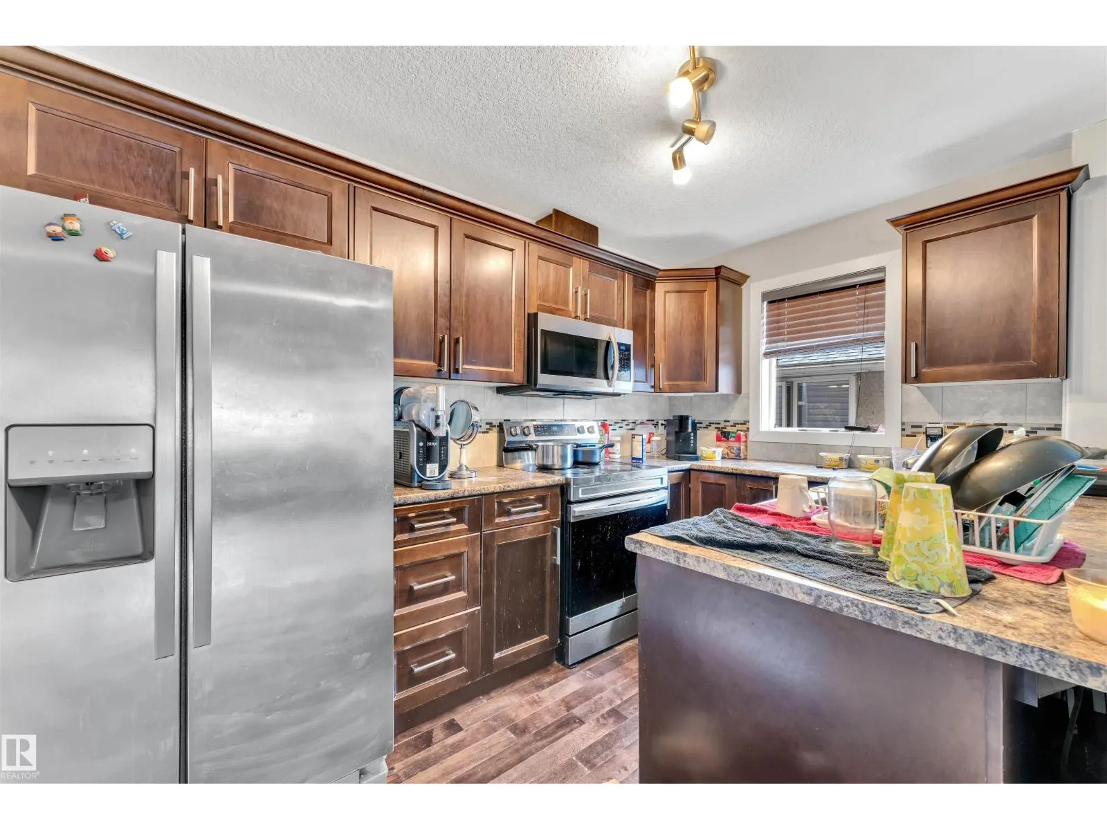 12029 77 ST NW