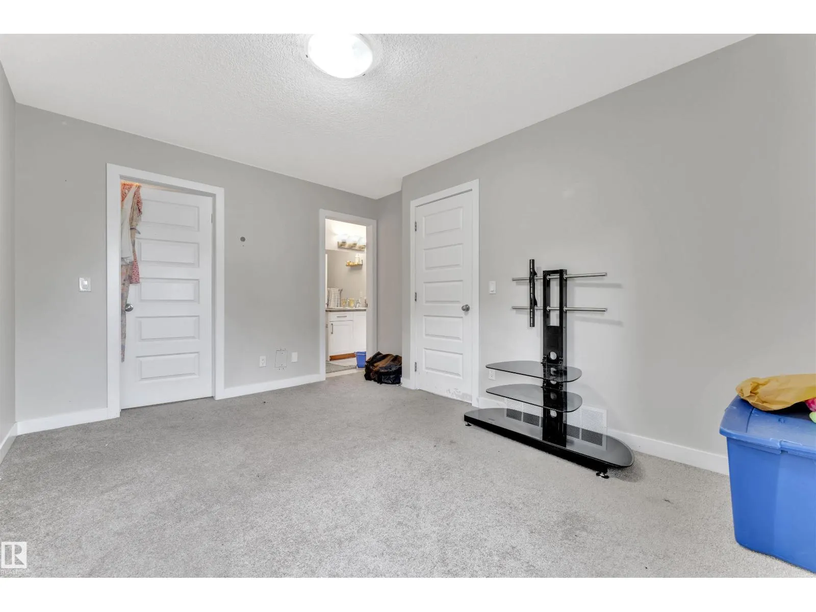 12029 77 ST NW