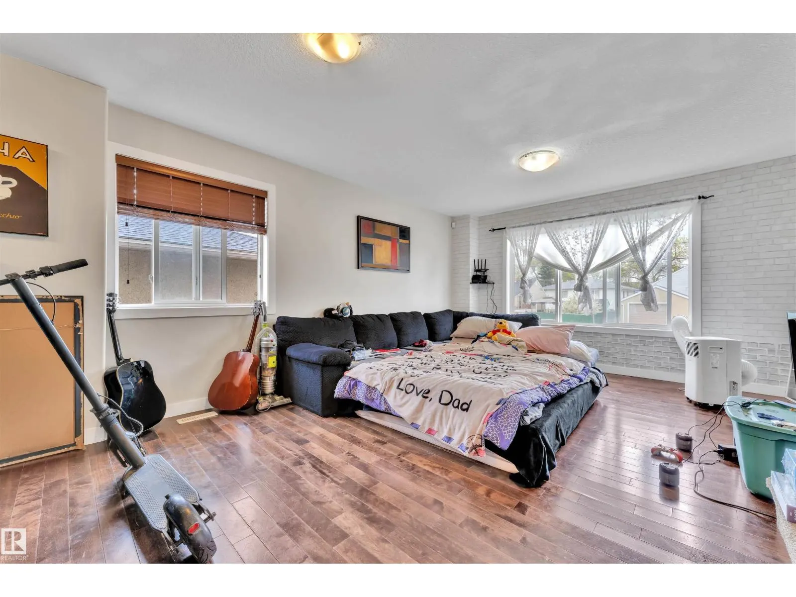 12029 77 ST NW