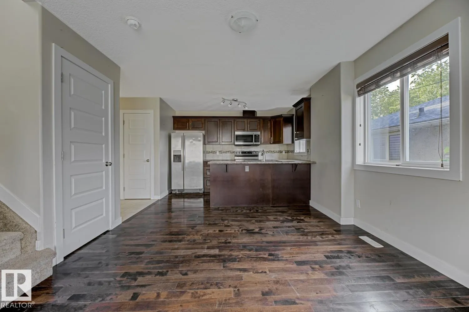 12029 77 ST NW