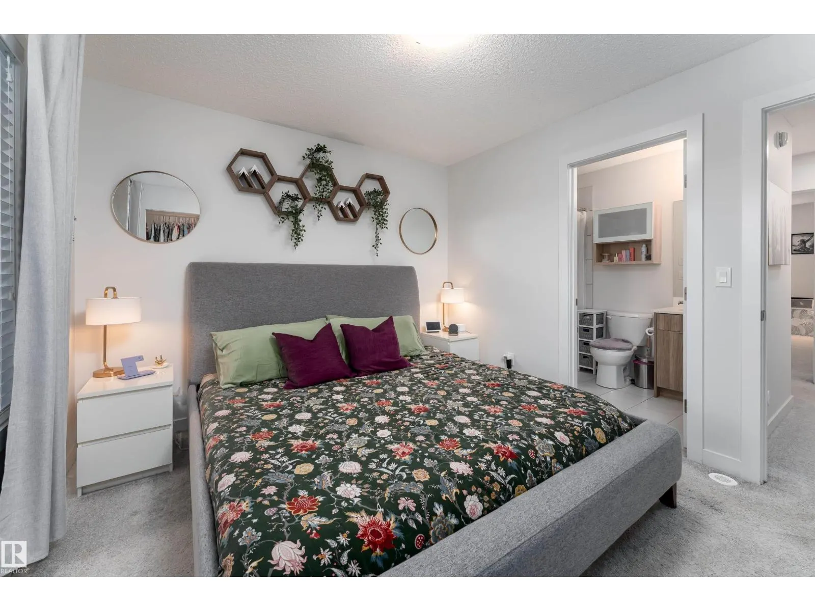 #47 3025 151 AV NW