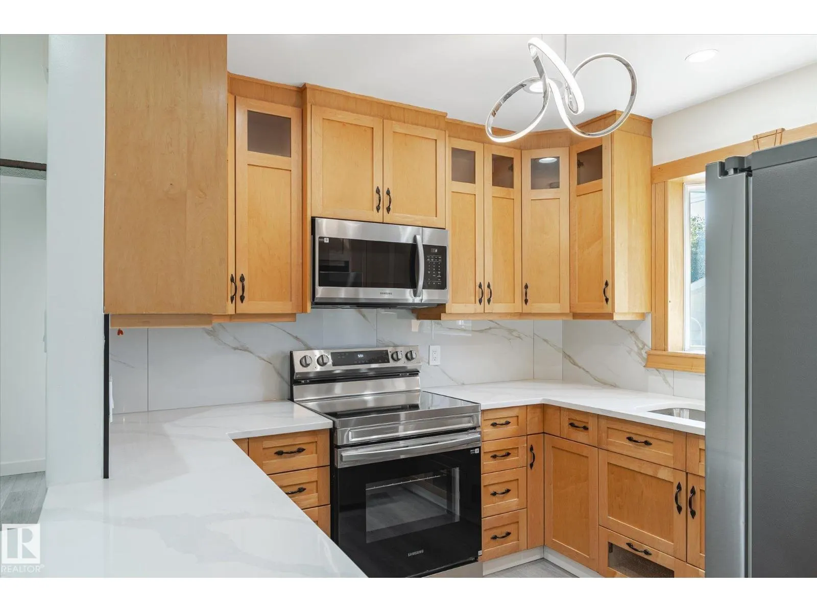 13043 SHERBROOKE AV NW
