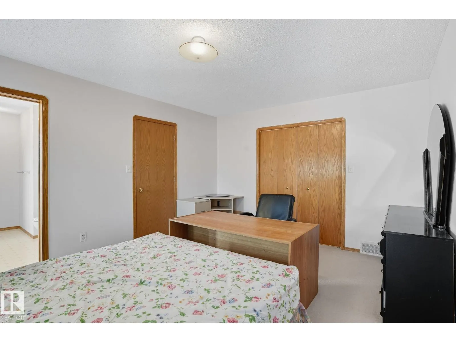 15535 70 ST NW