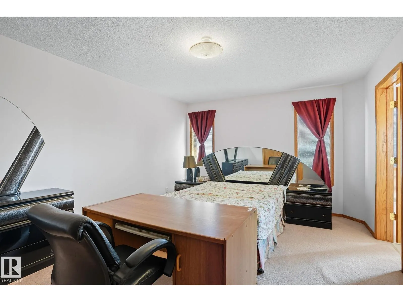 15535 70 ST NW