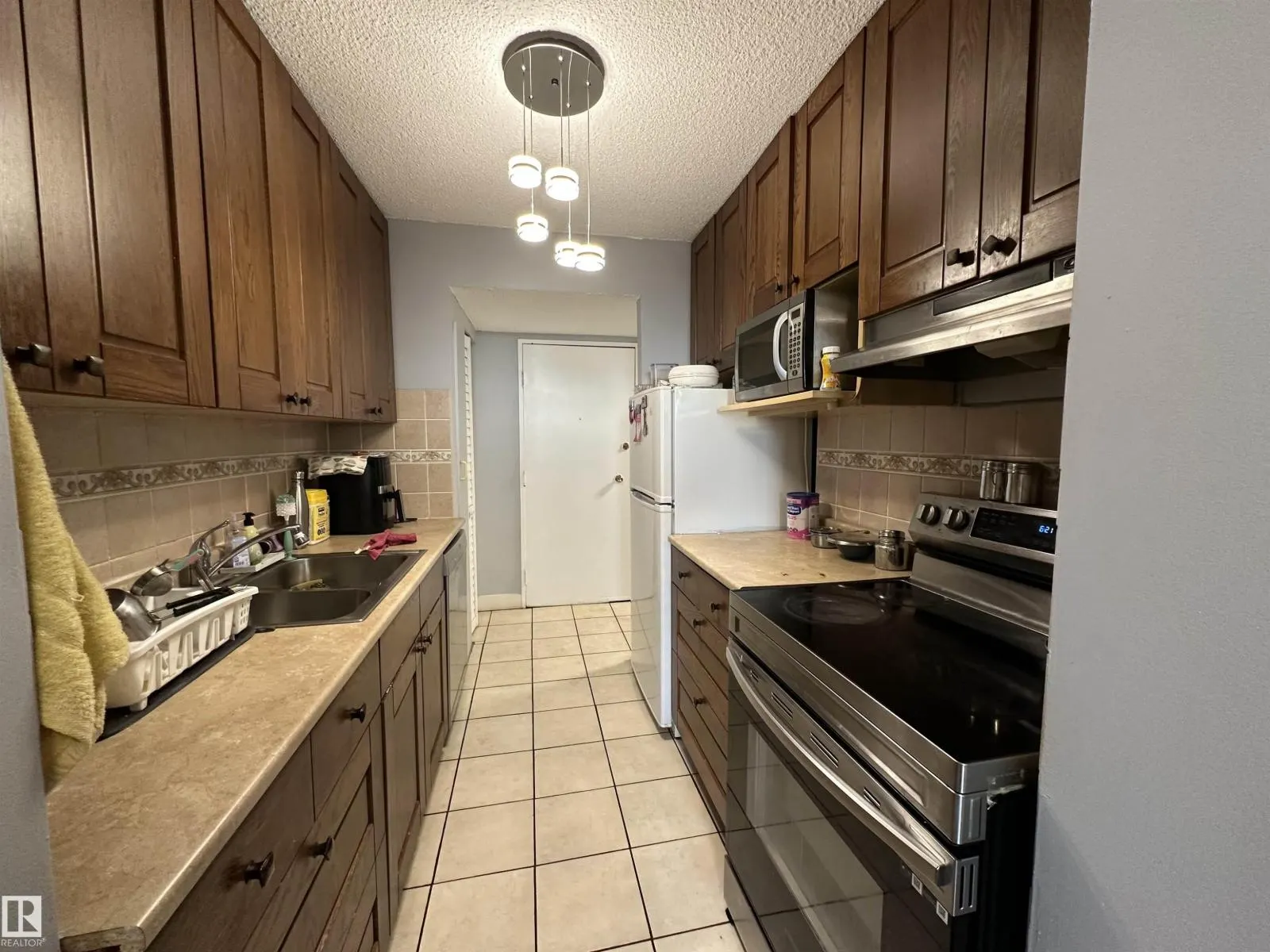 #75 8735 165 ST NW