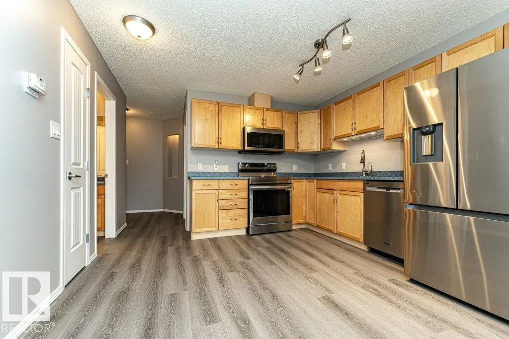 #324 2098 BLACKMUD CREEK DR SW