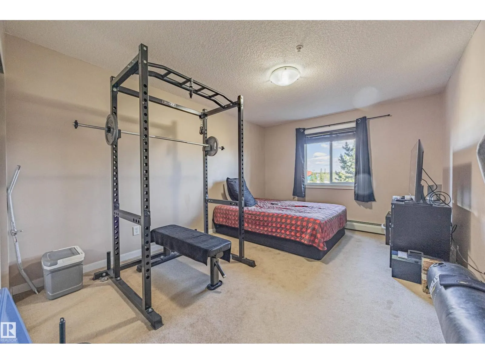 #208 240 SPRUCE RIDGE RD