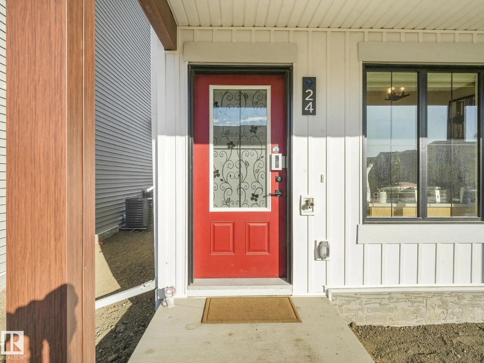 24 EASTWOOD DR