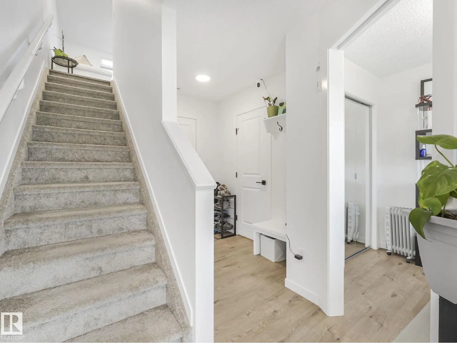 24 EASTWOOD DR