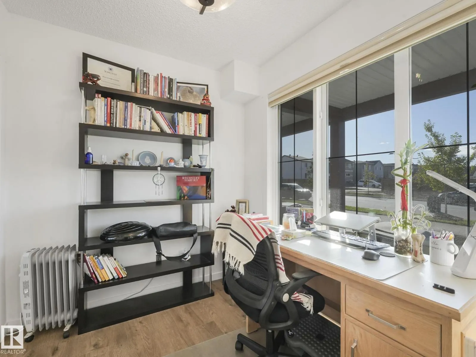 24 EASTWOOD DR