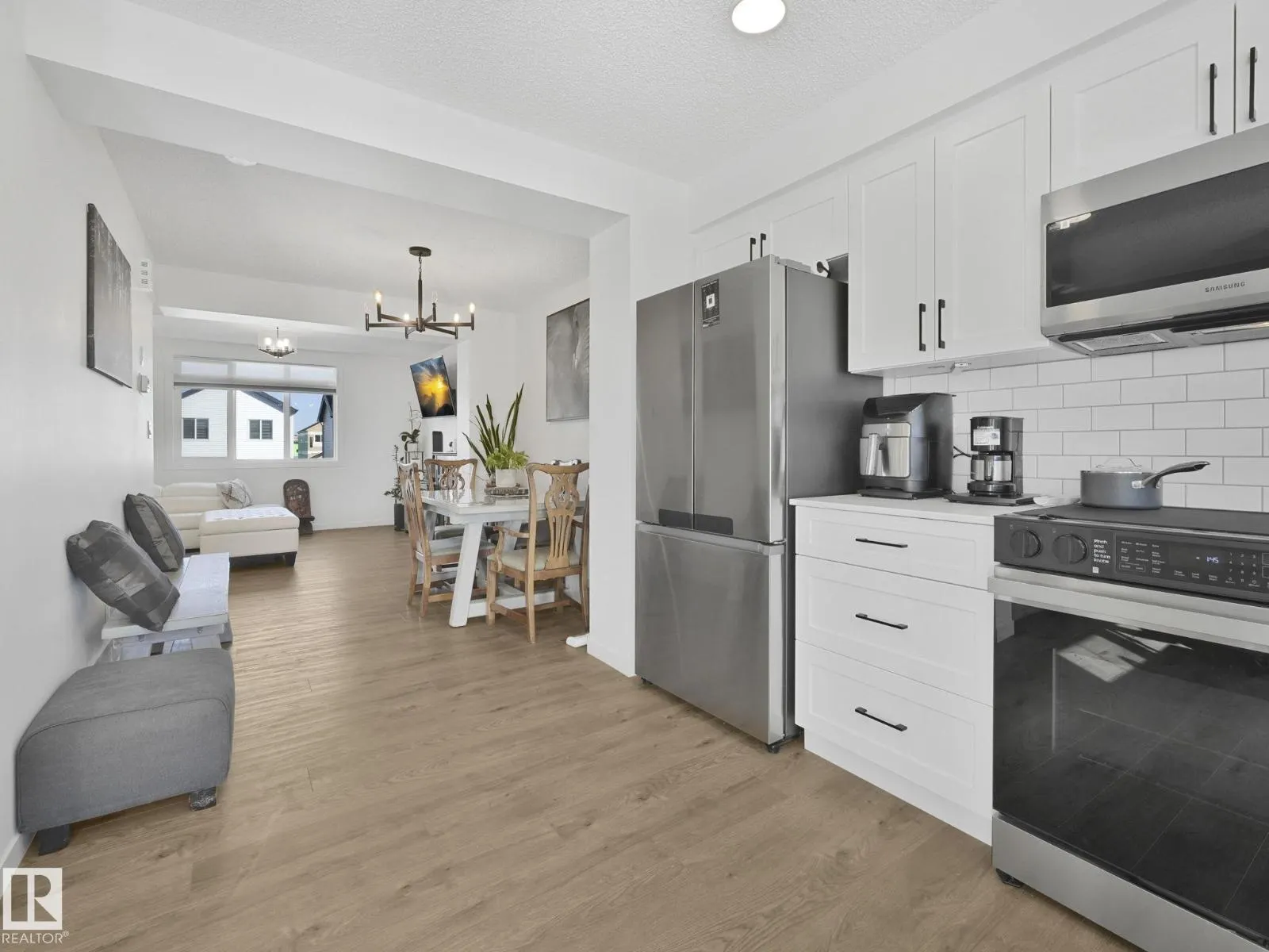 24 EASTWOOD DR