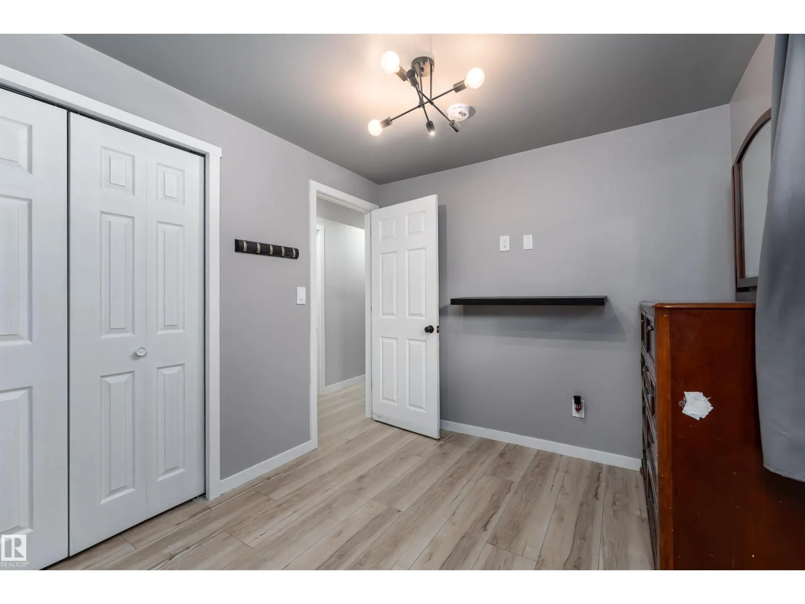 17711 59 ST NW