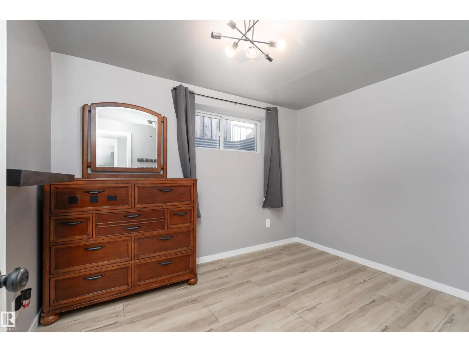 17711 59 ST NW