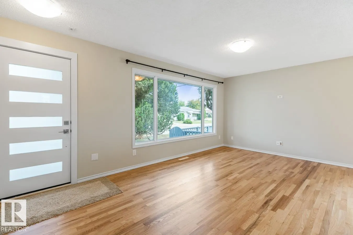 13908 57 ST NW