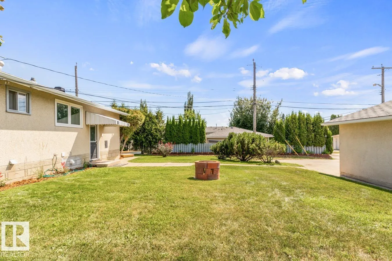 13908 57 ST NW