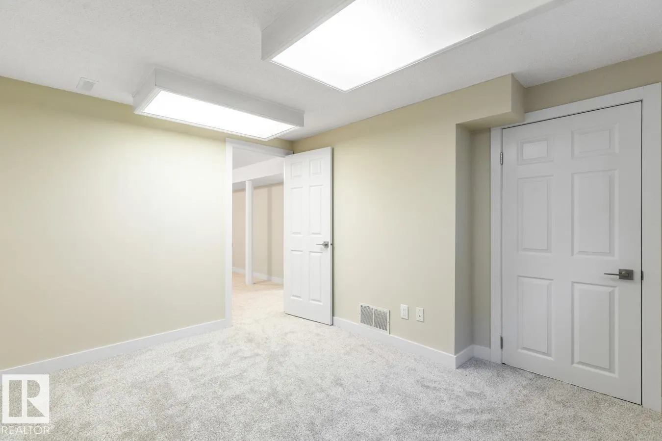 13908 57 ST NW