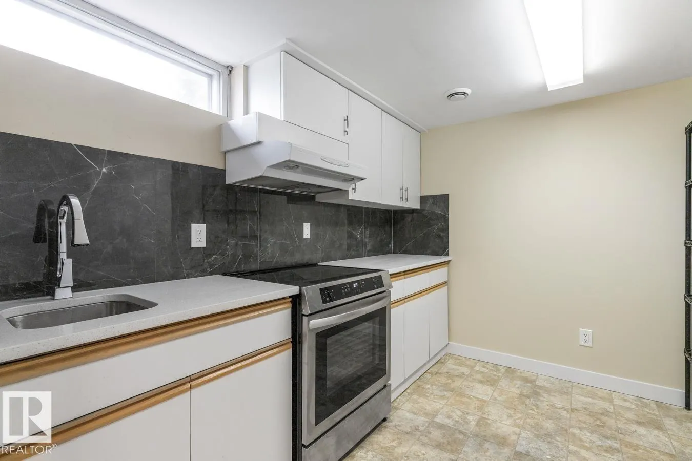 13908 57 ST NW