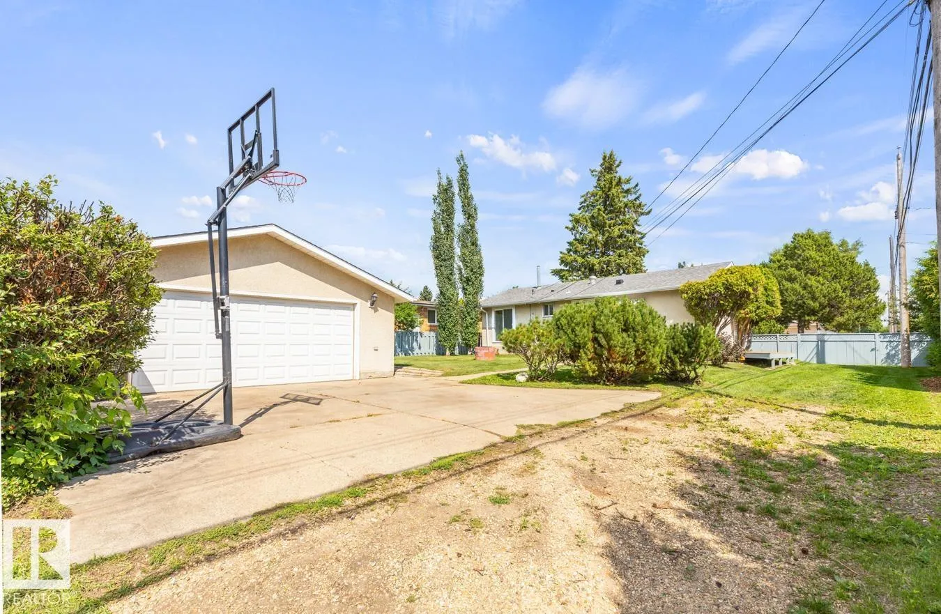13908 57 ST NW