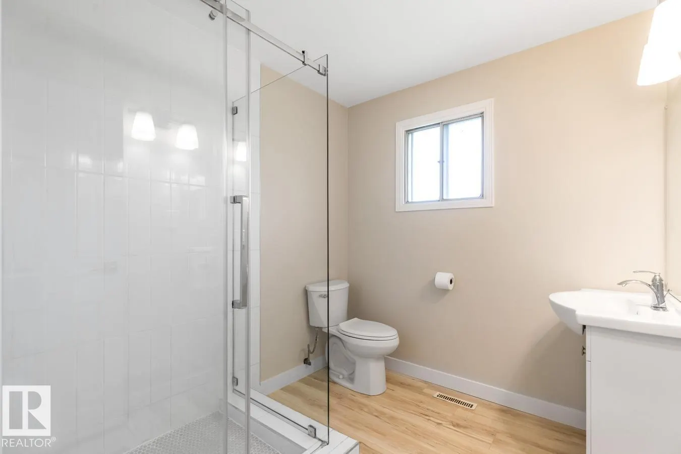 13908 57 ST NW