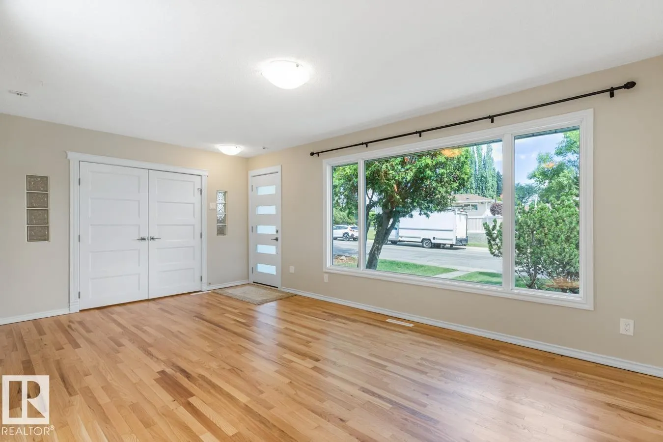 13908 57 ST NW